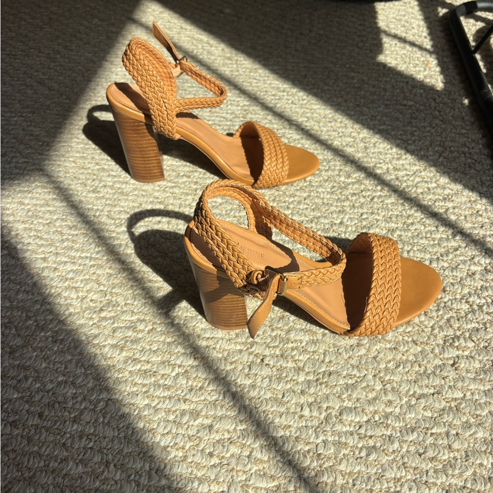 Heels - Picture 2 of 6